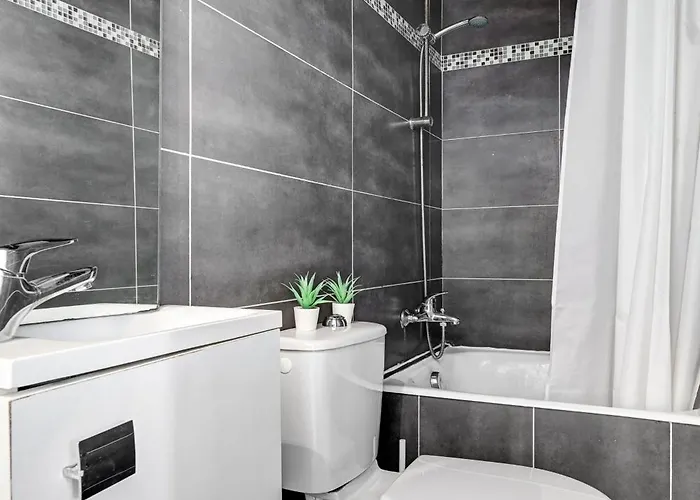 Bnbnova - Le Marais Republique *