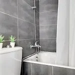 Bnbnova - Le Marais Republique *