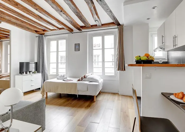 Bnbnova - Le Marais Republique Апартаменты